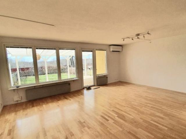 Hus hyra i Bro, Stockholm