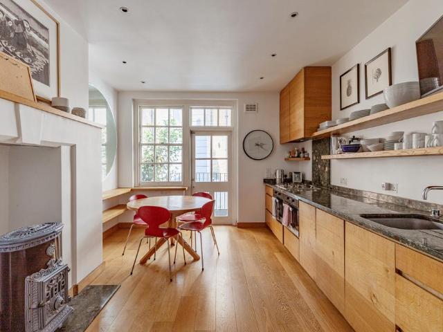 House for rent in St Clement Danes, Greater London