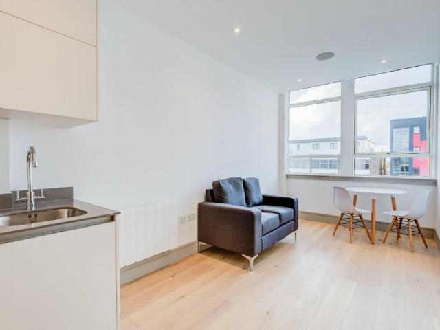 House for rent in Lane, Greater London