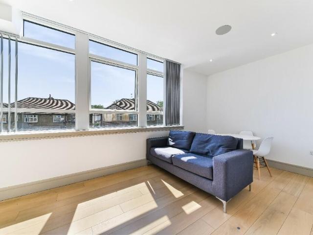 House for rent in Lane, Greater London