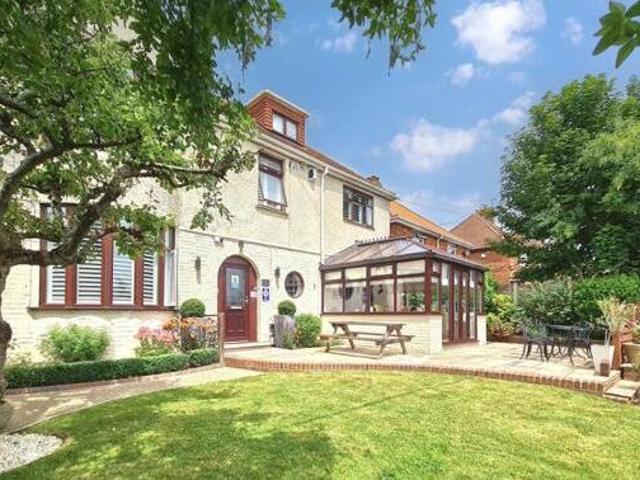 House for sale in Hales Place, The Bridge