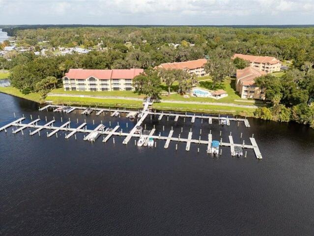 Condo for sale in Welaka
