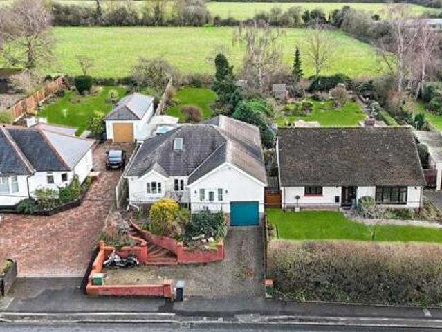 House for sale in Chipping Hill, Essex