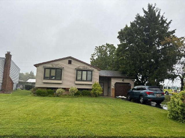 House for sale in Williamstown, Monroe Township