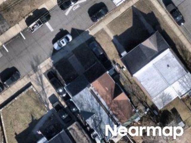 House for sale in Darby
