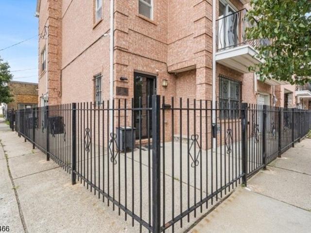 House for sale in Newark, New Jersey