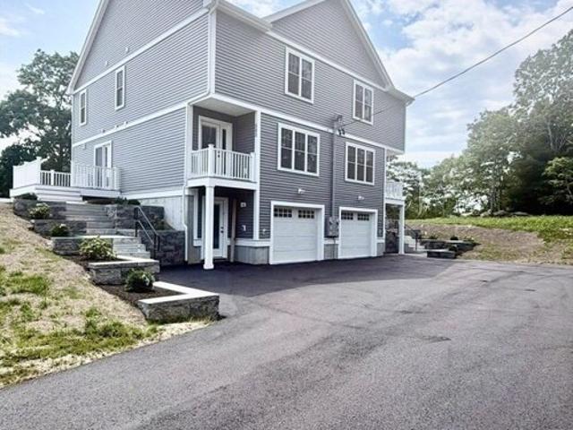 Condo for sale in Bridgewater, Massachusetts