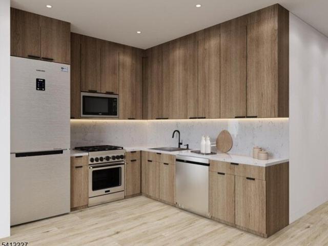 Condo for sale in Elizabeth, New Jersey