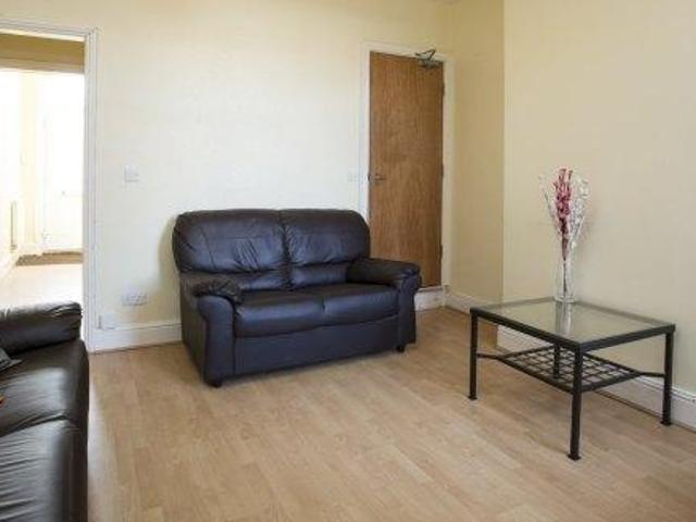House for rent in Elmfield, Leicestershire