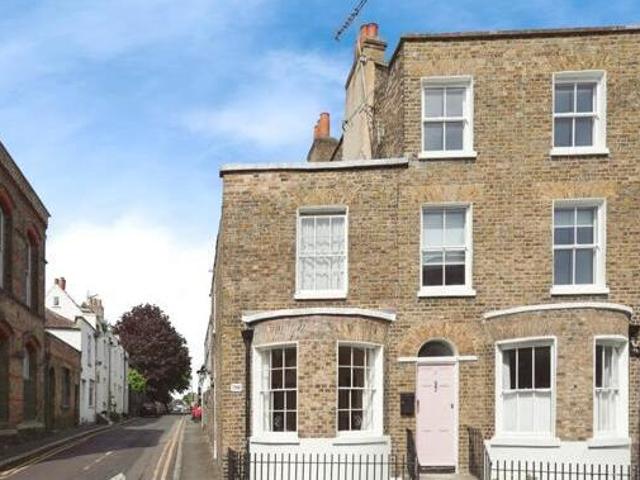House for sale in East Cliff, Acol