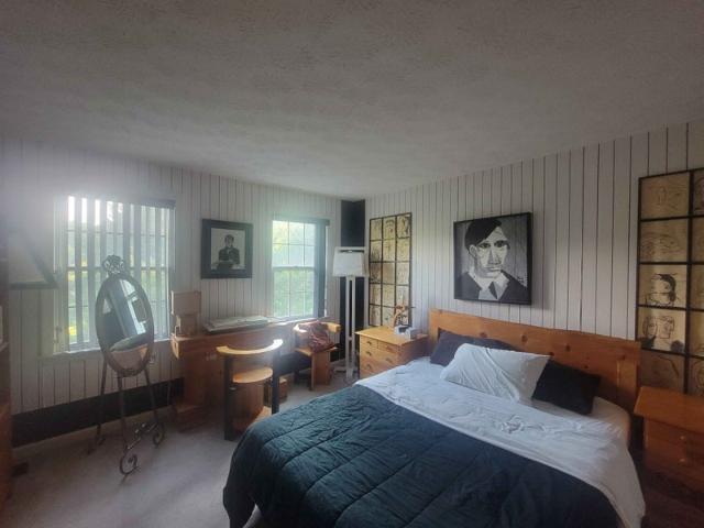 Room for rent in New Hampshire