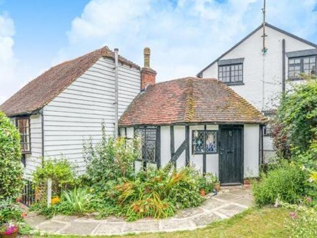 House for sale in Lyons, Greater London