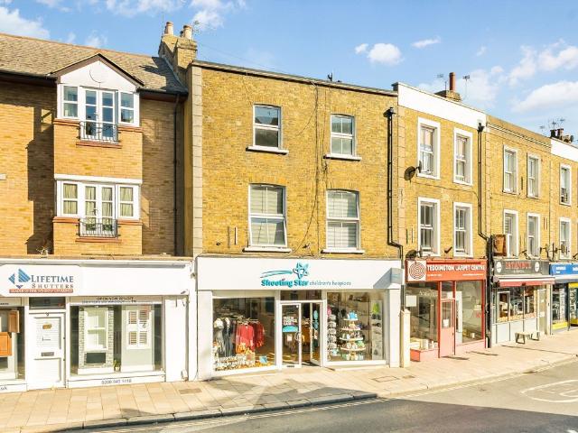Apartment for rent in London Borough of Richmond upon Thames, Greater London