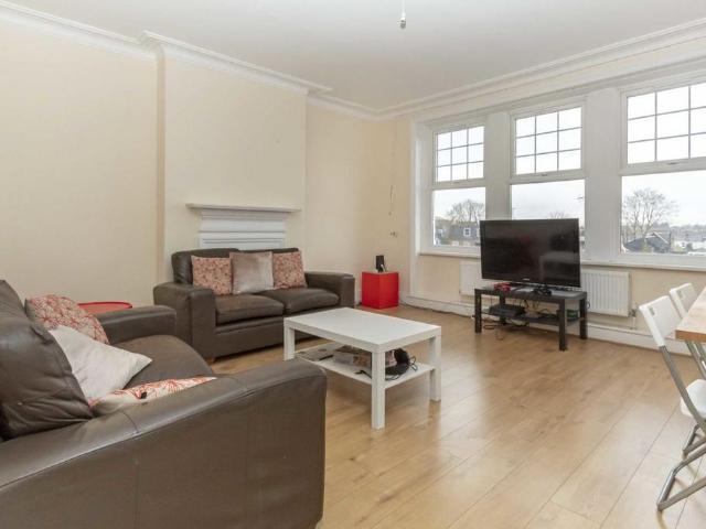 House for rent in Strawberry Hill, Greater London