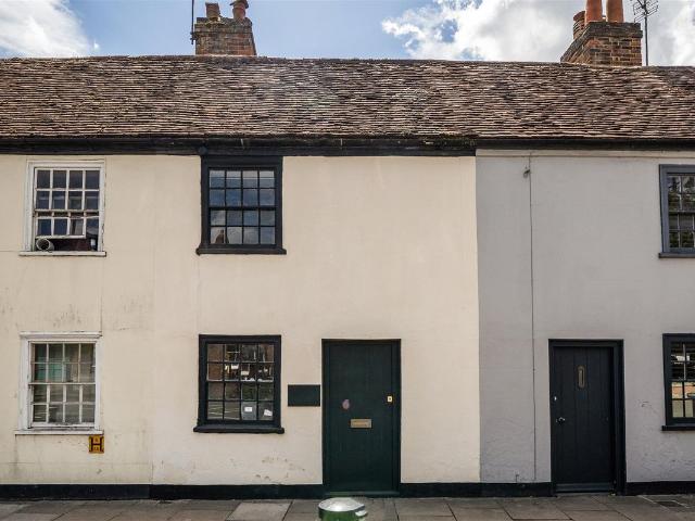 House for rent in Emmbrook, Wokingham