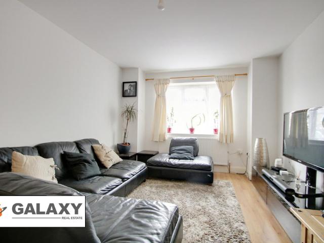 Apartment for rent in Lower Halliford, Surrey