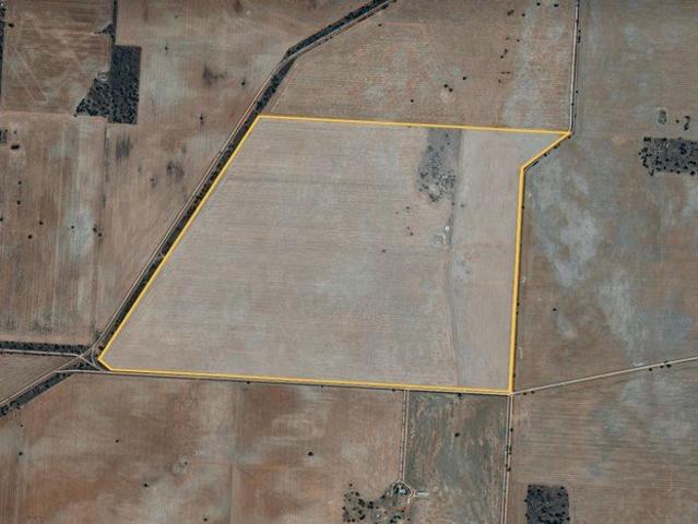Cottage for sale in Massey, Victoria