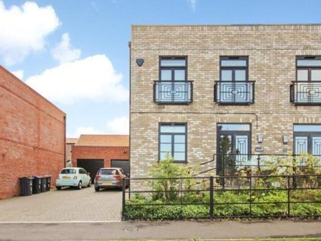 House for sale in Stuppington, The Bridge