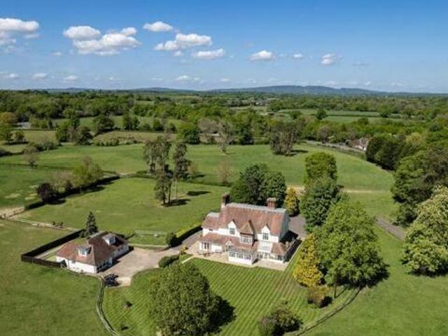 House for sale in Horsham, West Sussex
