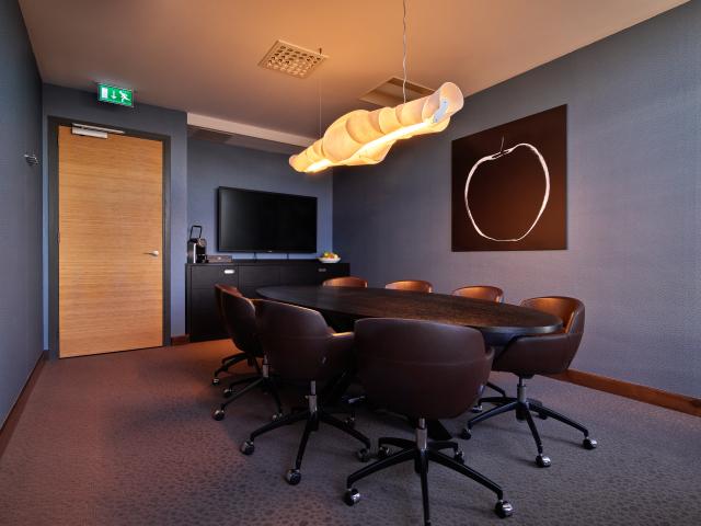 Bedrijfspand te huur in Hoofddorp, Noord Holland