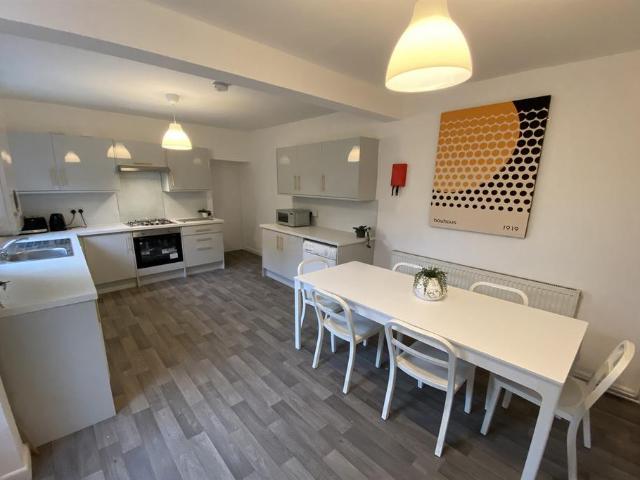 House for rent in Lenton Abbey, City of Nottingham