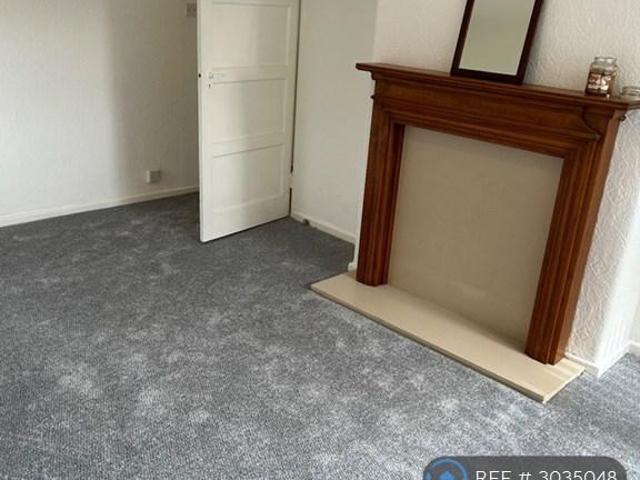 Apartment for rent in Oak Hill Park, Calderstones