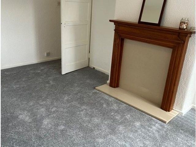 Apartment for rent in Oak Hill Park, Calderstones