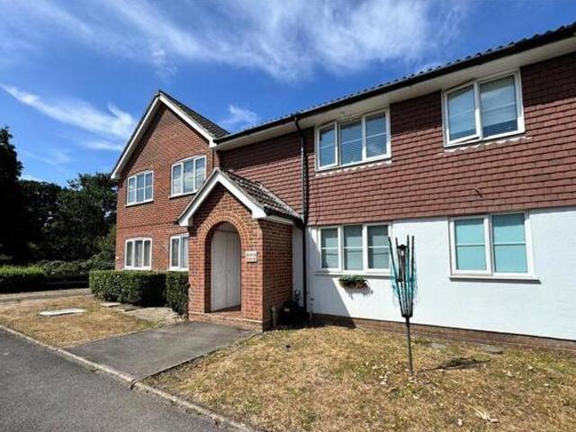 House for sale in Farnborough, Hampshire