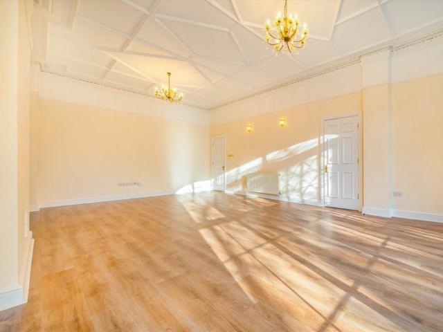 Apartment for rent in South Hampstead, Isle Of Man