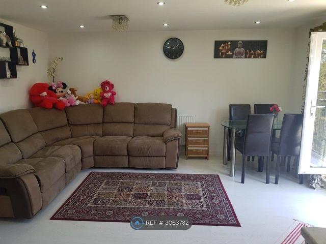 Apartment for rent in Lee Chapel, Basildon