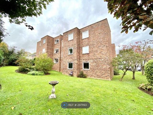 Apartment for rent in Sherford, Rumwell