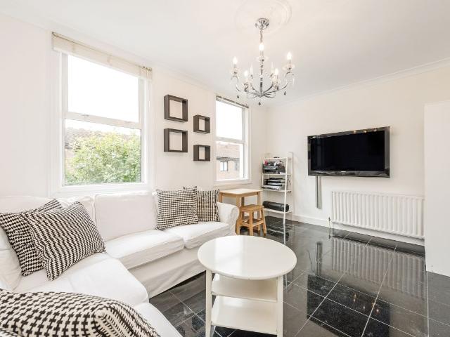 Apartment for rent in Paddington, Greater London
