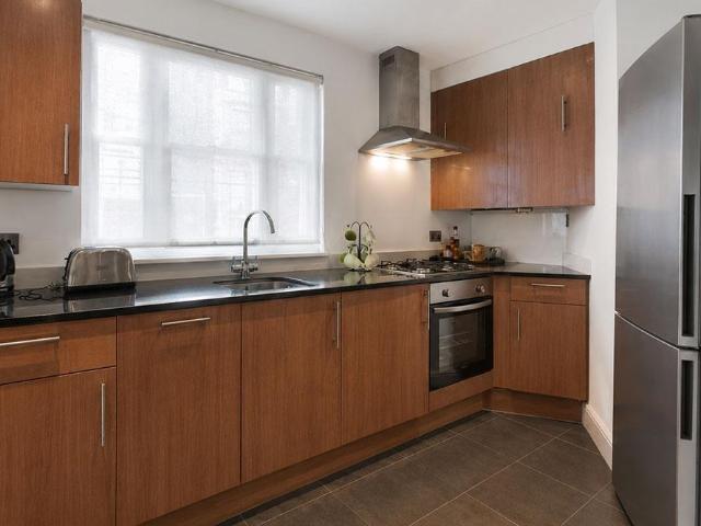 Apartment for rent in St. John's Wood, Greater London