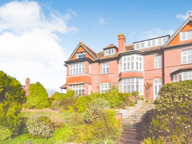 Apartment for rent in Watergate, Devon
