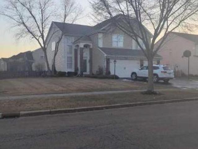 House for sale in Algonquin