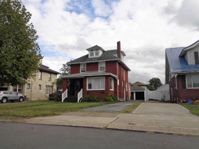 House for sale in Natrona Heights, Pennsylvania