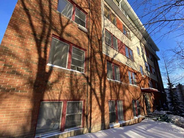 Apartment for rent in Wedgewood, Alberta
