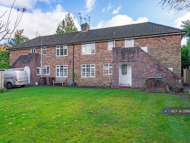Apartment for rent in Broadwater Down, Sandown Park