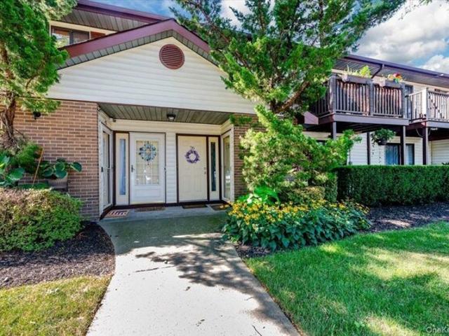 Condo for sale in Amityville