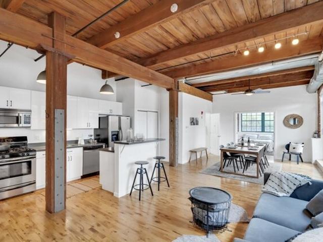 Condo for sale in Everett, Massachusetts