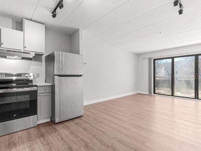 Condo for sale in Everett, Massachusetts