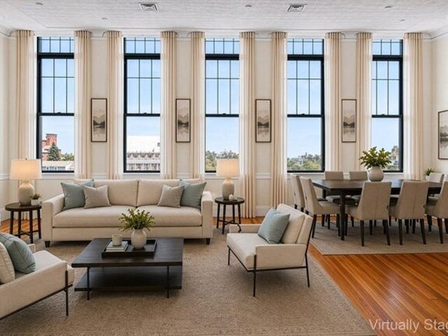 Condo for sale in Lawrence, Massachusetts