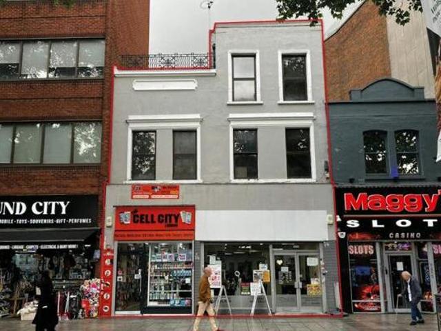 House for sale in Lyons, Greater London