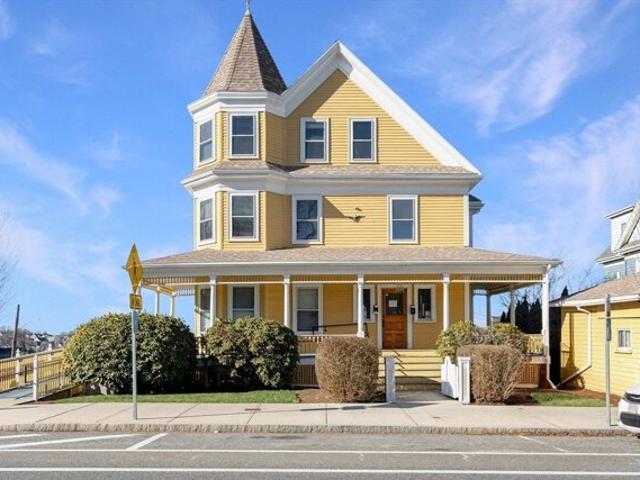 House for sale in Everett, Massachusetts