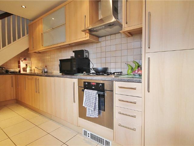Apartment for rent in Woking, Surrey