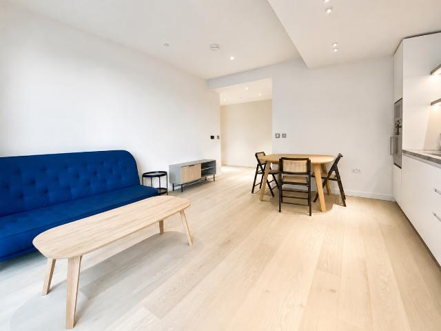 Apartment for rent in Westminster, Victoria