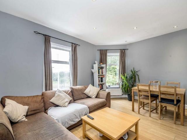 Apartment for rent in London Borough of Ealing, Hanwell