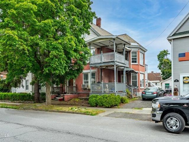 House for sale in Mechanicville