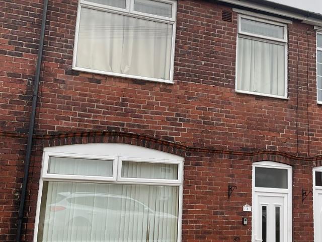 Room for rent in South Kirkby, West Yorkshire