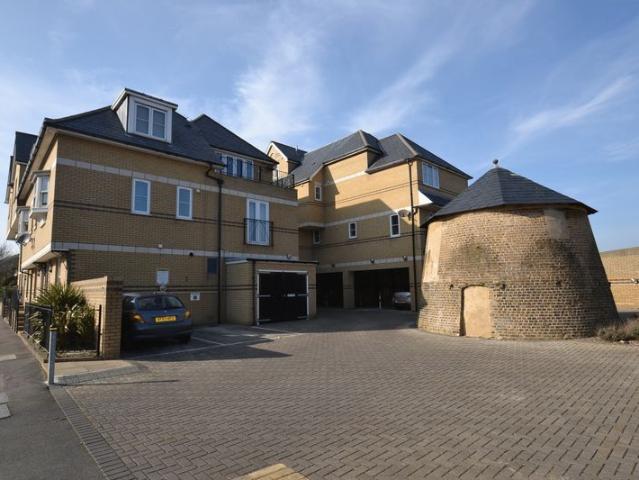 Apartment for rent in Sheerness, Oad Street